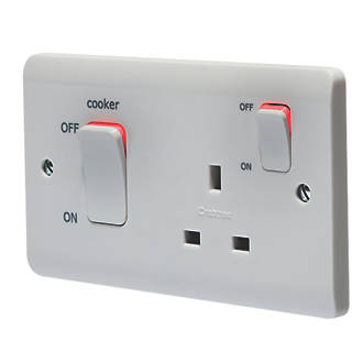 CRABTREE INSTINCT 45A 2-GANG DP COOKER SWITCH & 13A DP SWITCHED SOCKET WHITE WITH LED